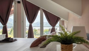 4 chambres, bureau, fer et planche à repasser, Wi-Fi gratuit