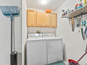 Interior - Bright & Cozy 2BR/2BA Ranch Home – Prime Location in Village of Tall Trees! (The Villages)