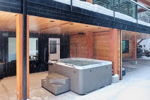 Baignoire à remous extérieure