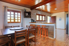 Basic-villa | Spiseområde