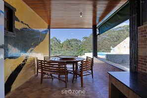 Villa | Dining