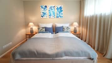 2 bedrooms, WiFi, bed sheets