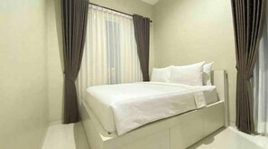 3 bedrooms, internet, bed sheets - Ghani Villa (Tlekung)