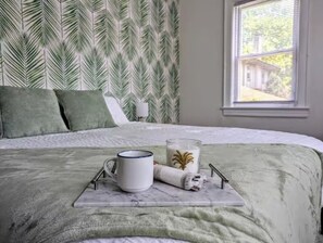 2 chambres, fer et planche à repasser, Wi-Fi, draps fournis