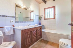 淋浴设施、毛巾