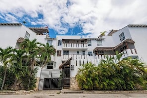 Apartment, 2 Bedrooms, Patio | Exterior