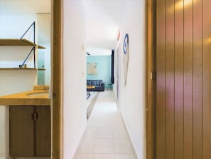 Apartment, 2 Bedrooms, Patio | Interior