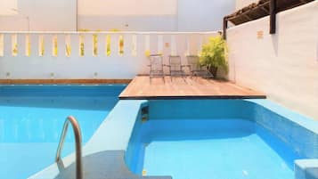 Apartment, 2 Bedrooms, Patio | Pool | Outdoor pool