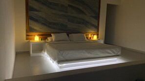 4 bedrooms, in-room safe, travel cot, free WiFi