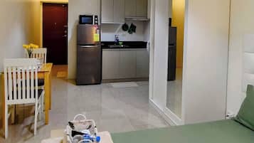 Condo, 1 Bedroom, Patio, City View | 1 bedroom