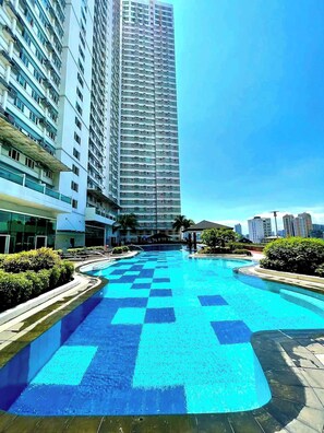 Unclassified image, 2 of 15, button - Bella Suite Netflix Pool Great View (Makati)