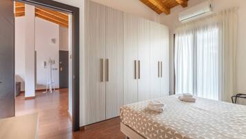 2 camere, ferro/asse da stiro, culla da viaggio, Wi-Fi gratuito