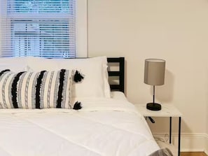 1 chambre, fer et planche à repasser, Wi-Fi, draps fournis