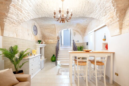 Holiday Home 'Fighera' with Private Terrace, Wi-Fi and Air Conditioning