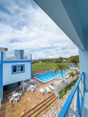 Superior Suite, Accessible | Living area