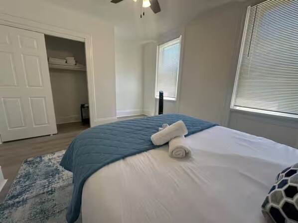 WiFi, bed sheets