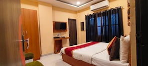 Classic Double Room | Free WiFi
