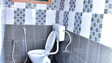 Shower, towels, soap, shampoo