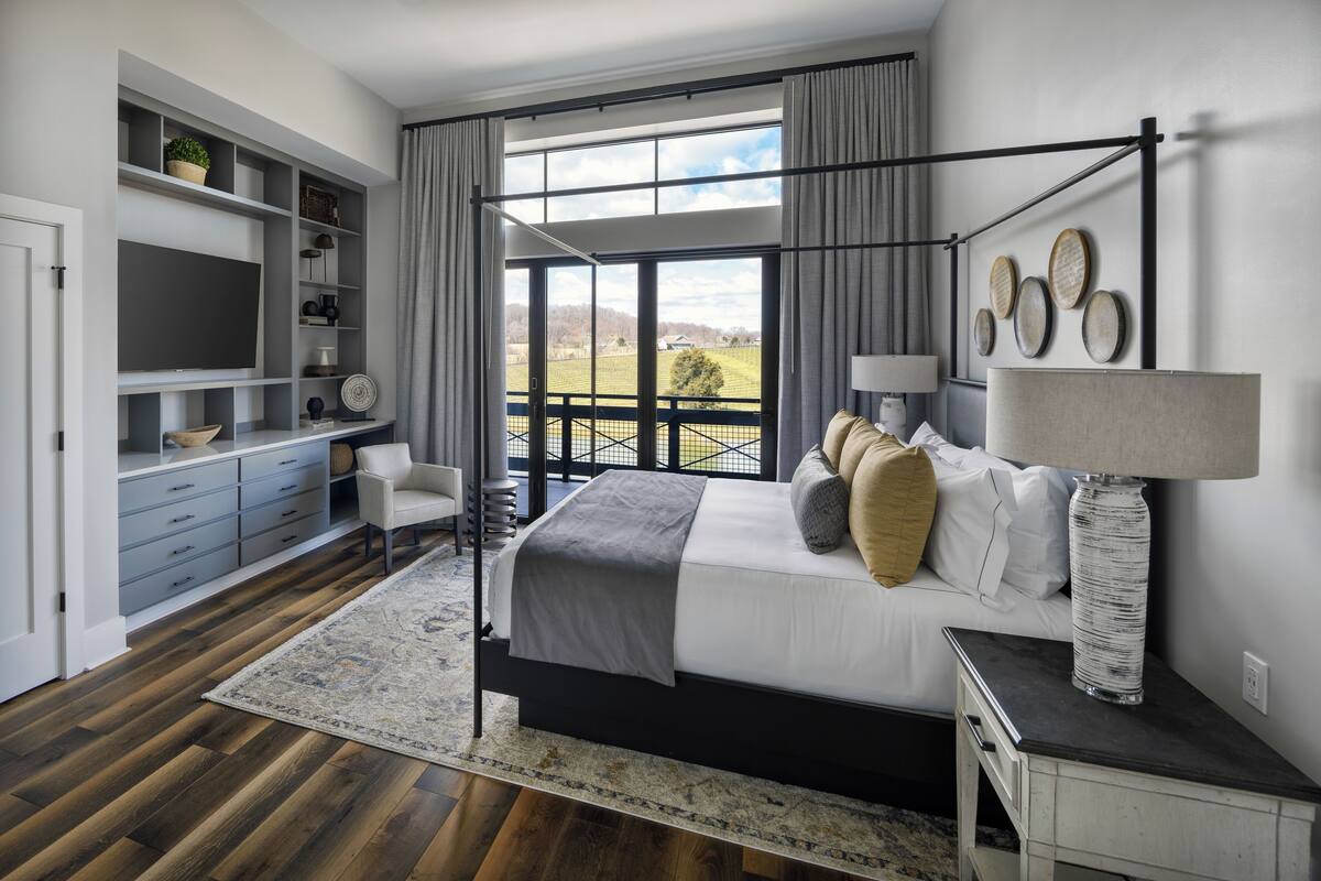 Kamar Mewah | Brankas, tirai kedap cahaya, setrika/meja setrika, dan Wi-Fi gratis