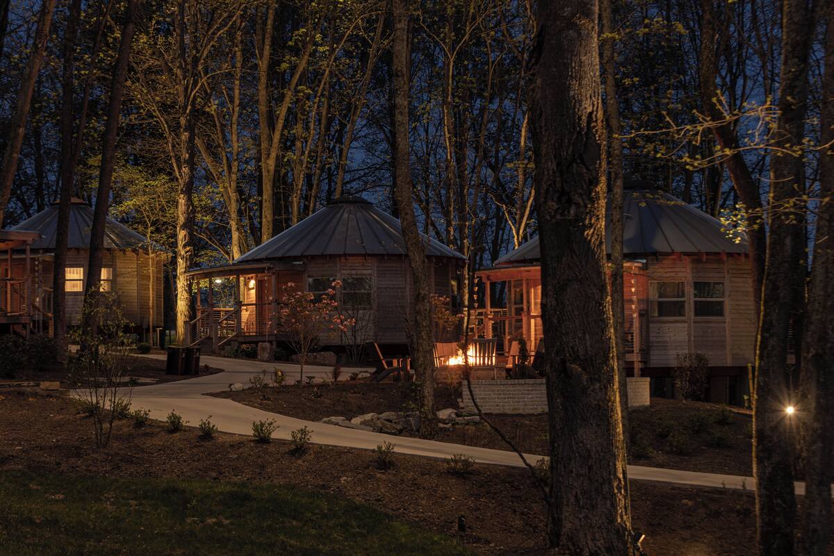 Kabin Deluks | Brankas, tirai kedap cahaya, setrika/meja setrika, dan Wi-Fi gratis