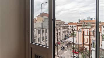 Apartment (1 Bedroom) | Balcony