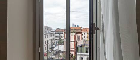 Apartamento (1 Bedroom) | Balcón