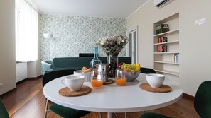 Apartment (1 Bedroom) | Interior