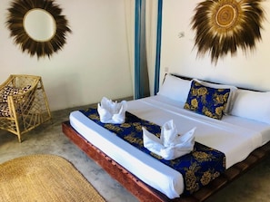 7 bedrooms, iron/ironing board, bed sheets