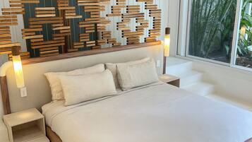 5 bedrooms, WiFi, bed sheets