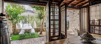 Holiday Home 'Real De Cima' with Mountain View, Wi-Fi and Air Conditioning