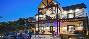 Grand Ole View on Center Hill Lake in Smithville, TN