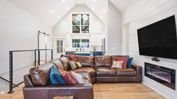 Smart TV, fireplace, books