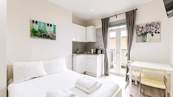 Studio (North End Hideaway) | 1 bedroom, free WiFi