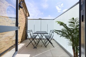 Apartment, Balcony | Terrace/patio - Putney Terrace Apartment (London)