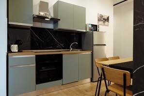 Fridge, microwave, dishwasher, toaster