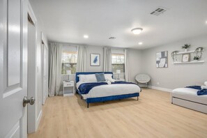 4 bedrooms, desk, iron/ironing board, travel cot