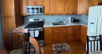 Huge apt 20mins to Time Square