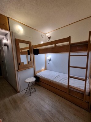 WiFi - 50m from ski slopes, 7th floor, balcony, tv, 28m², Les Arcs (Les Arcs)