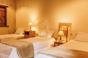 Desk, laptop workspace, free WiFi - Ashiyana Brasil (Alto Paraíso de Goiás)