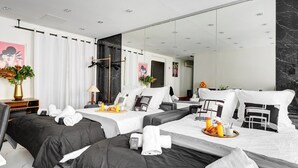 1 bedroom, internet, bed sheets - TBS 337 - Elegant apartment in Paris (Paris)