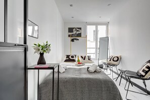 1 bedroom, Internet, bed sheets - TBS 337 - Elegant apartment in Paris (Paris)