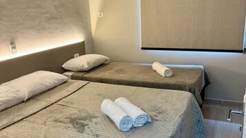 Schreibtisch, kostenloses WLAN