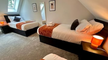 4 chambres, fer et planche Ă repasser, Wi-Fi, draps fournis