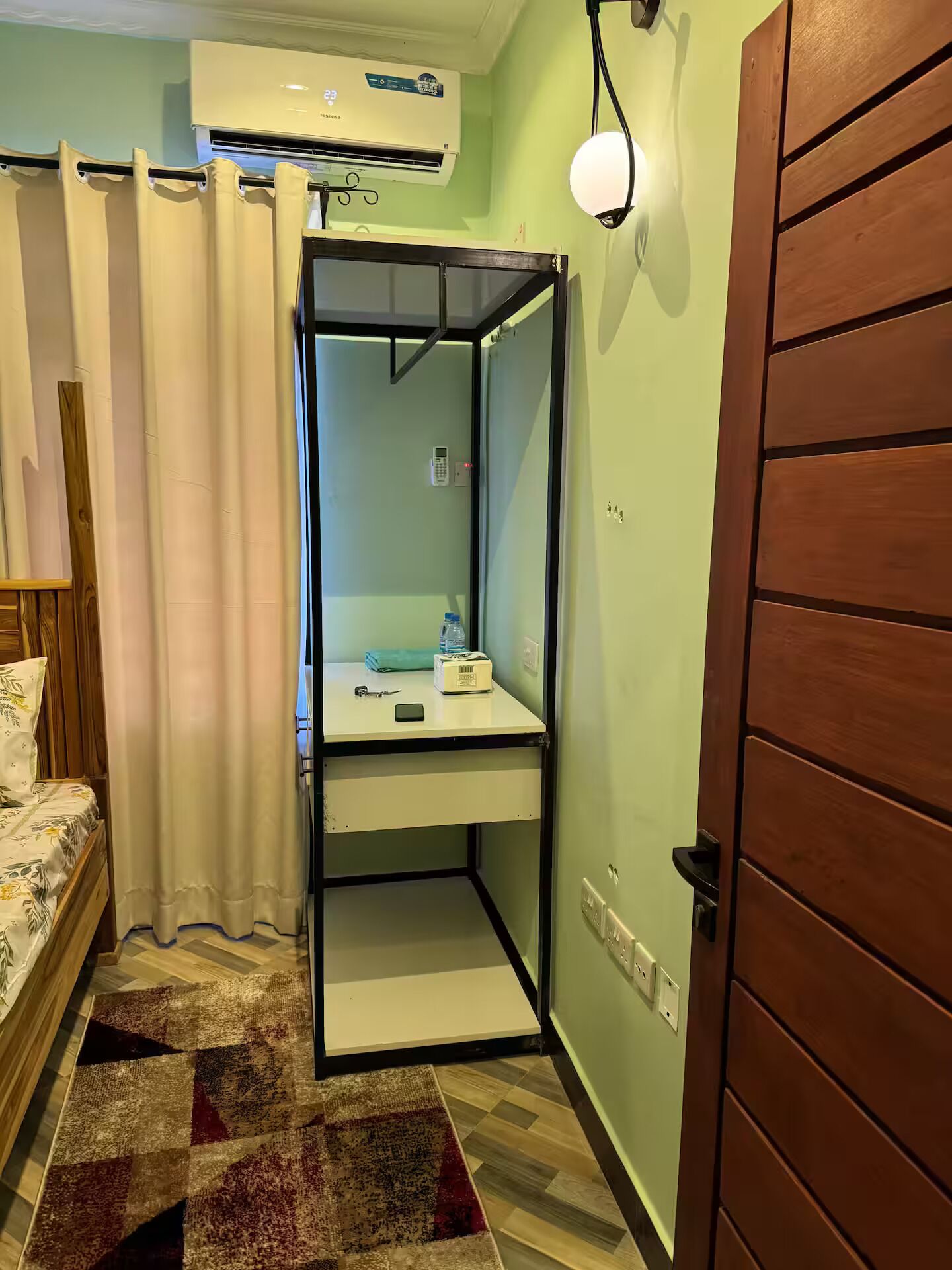 1 bedroom, iron/ironing board, WiFi
