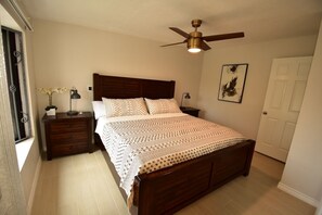 5 chambres, fer et planche à repasser, Wi-Fi, draps fournis