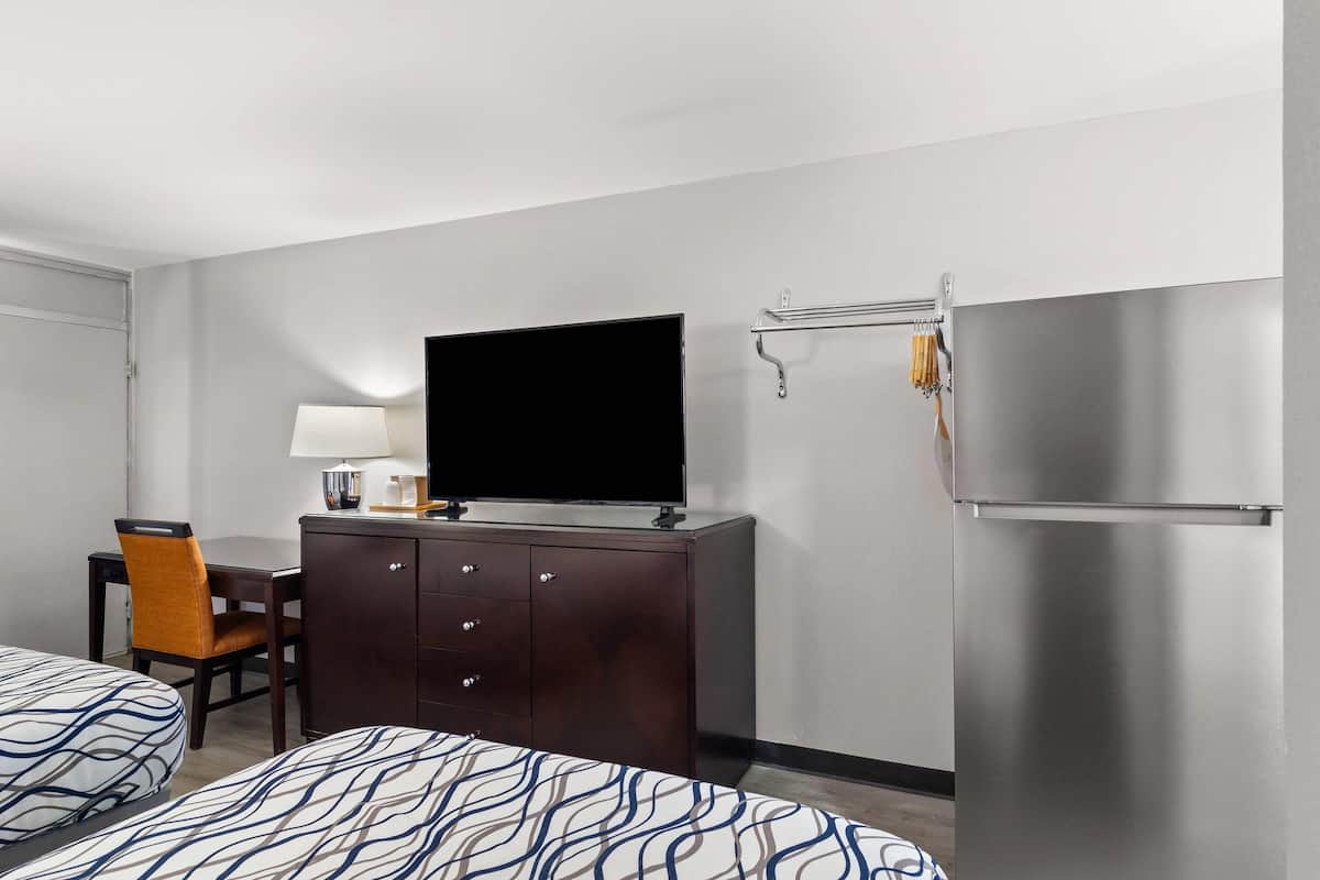 Standard Room, 2 Double Beds, Non Smoking | Individually furnished, laptop workspace, blackout drapes, free WiFi