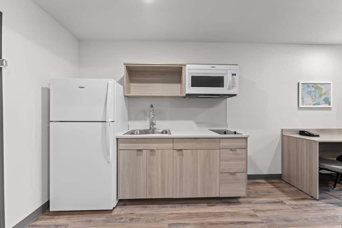 Suite, 1 kingsize bed, niet-roken | Gratis wifi, beddengoed