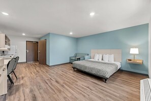 واي فاي مجانًا وملاءات أسرّة