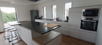 Maison neuve 4 chambres 7 lits doubles vue Marais proche Mer + Sauna 4 personnes
