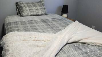 4 bedrooms, free WiFi, bed sheets